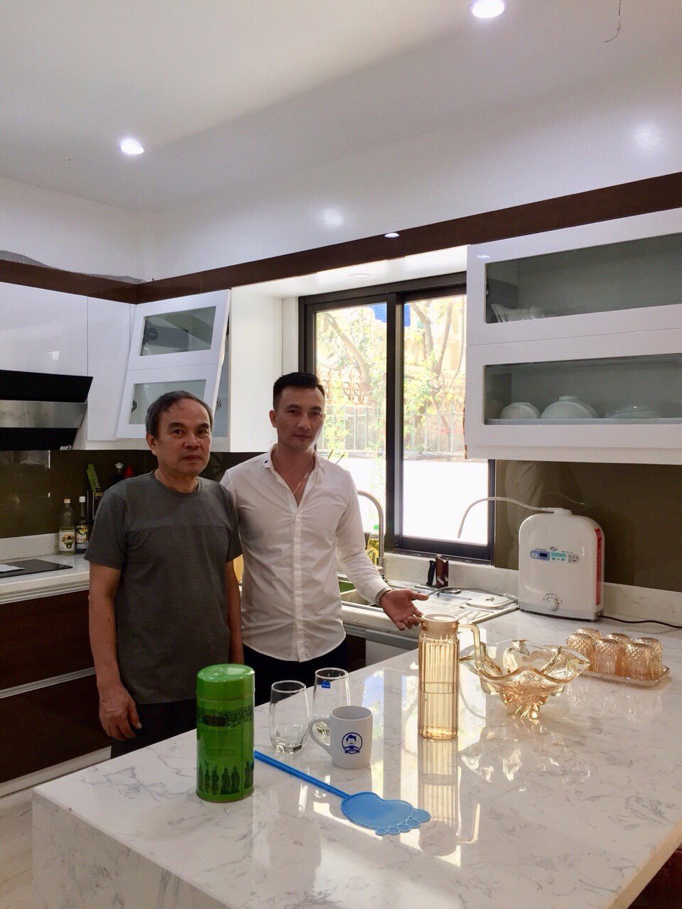 Sự cam kết và chất lượng tuyệt vời Sự cam kết và chất lượng tuyệt vời